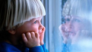 enfant songeur